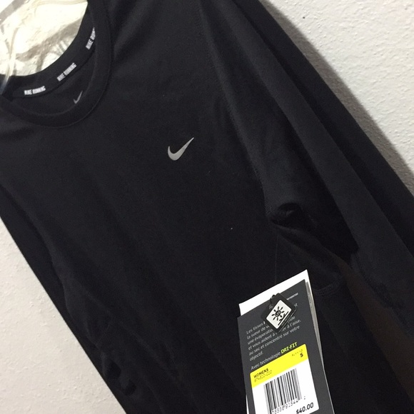 Nike Miller Dri Fit Long Sleeve women’s size Small - Picture 3 of 4